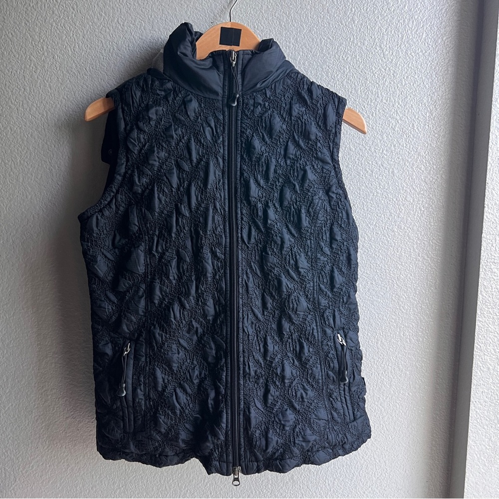 Horny Toad Black and Green Quilted Vest size S
